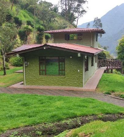 "Casa Verde" En Banos De Agua Santa Con Vista Al Volcan Tungurahua Exterior foto